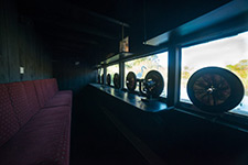 pix/hides/pond/interior/large/3.jpg